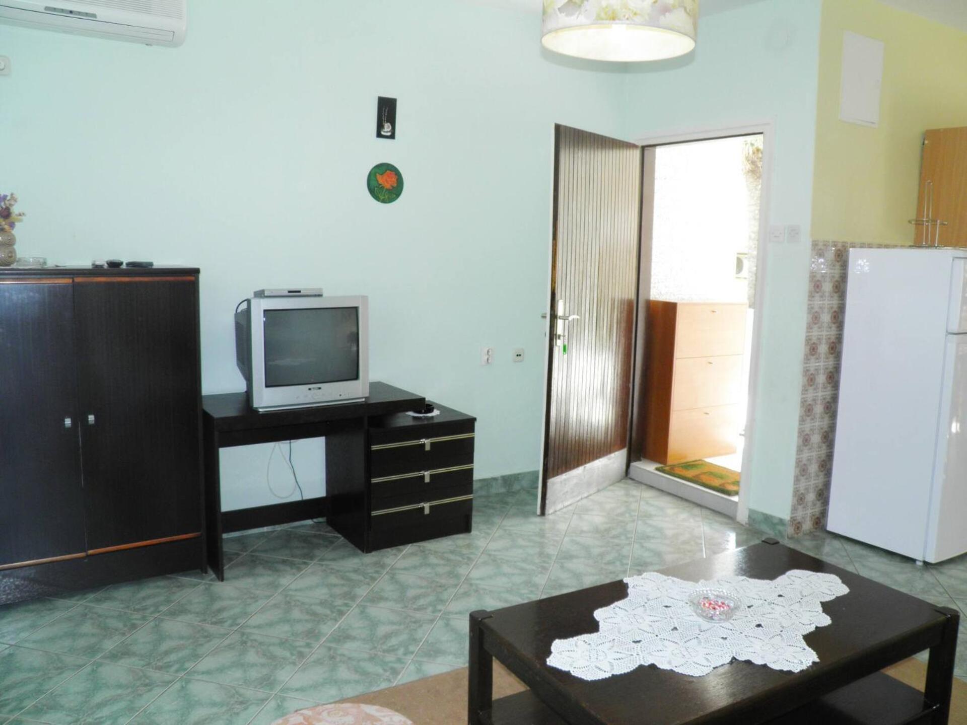 Apartments Klaric Baska  Ngoại thất bức ảnh